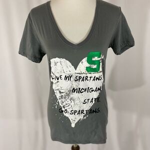 NWOT Michigan State Spartans V Neck Tee